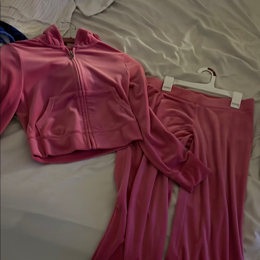 Pink Velvet juicy set